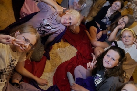 nefryt.kolonie.dla.dzieci.mlodziezy.2025.galeria4.jpg 15