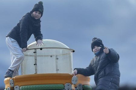 galeria.zdjec_.zimowiska.dla_.dzieci.nad_.jeziorem.2026.bialy_109