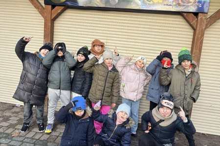 galeria.zdjec_.zimowiska.dla_.dzieci.nad_.jeziorem.2026.bialy_116