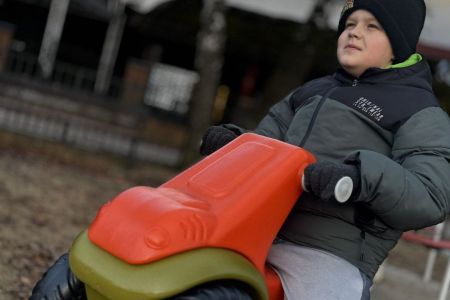 galeria.zdjec_.zimowiska.dla_.dzieci.nad_.jeziorem.2026.bialy_119