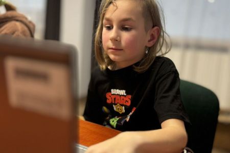 galeria.zdjec_.zimowiska.dla_.dzieci.nad_.jeziorem.2026.bialy_15