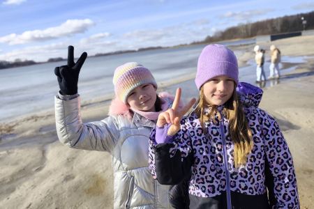 galeria.zdjec_.zimowiska.dla_.dzieci.nad_.jeziorem.2026.bialy_174