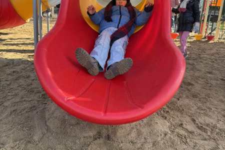 galeria.zdjec_.zimowiska.dla_.dzieci.nad_.jeziorem.2026.bialy_187