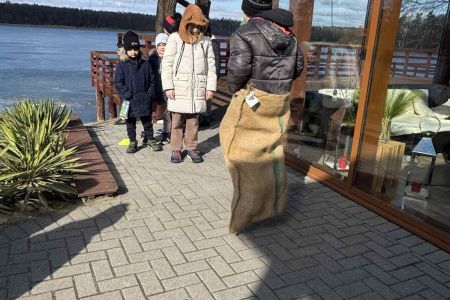 galeria.zdjec_.zimowiska.dla_.dzieci.nad_.jeziorem.2026.bialy_206