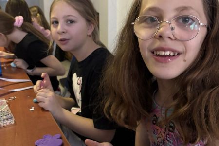 galeria.zdjec_.zimowiska.dla_.dzieci.nad_.jeziorem.2026.bialy_217