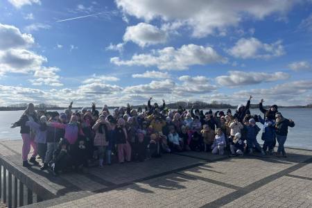 galeria.zdjec_.zimowiska.dla_.dzieci.nad_.jeziorem.2026.bialy_219