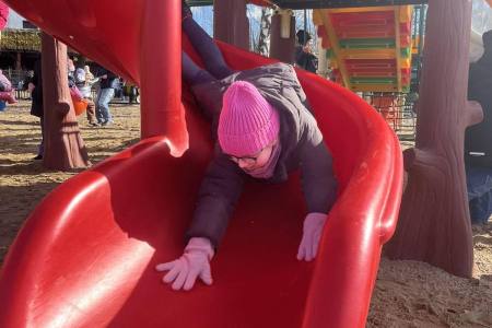 galeria.zdjec_.zimowiska.dla_.dzieci.nad_.jeziorem.2026.bialy_221