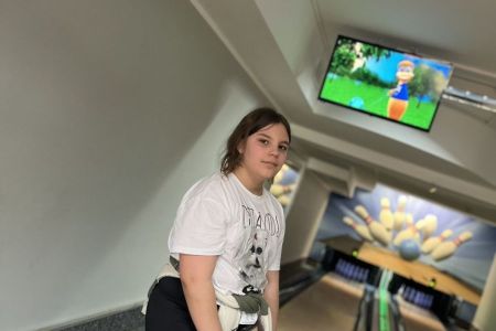 galeria.zdjec_.zimowiska.dla_.dzieci.nad_.jeziorem.2026.bialy_233