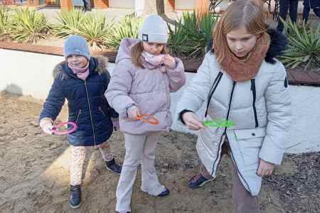 galeria.zdjec_.zimowiska.dla_.dzieci.nad_.jeziorem.2026.bialy_242