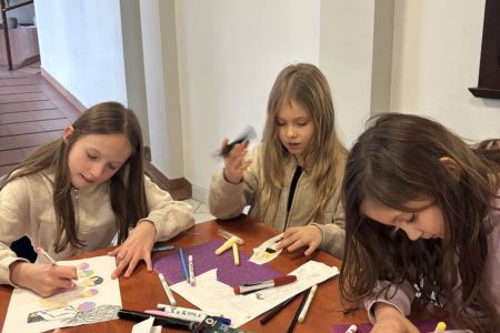 galeria.zdjec_.zimowiska.dla_.dzieci.nad_.jeziorem.2026.bialy_29