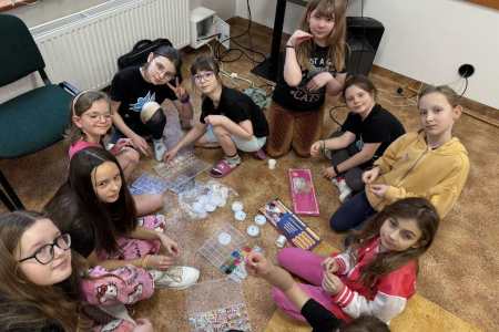 galeria.zdjec_.zimowiska.dla_.dzieci.nad_.jeziorem.2026.bialy_54