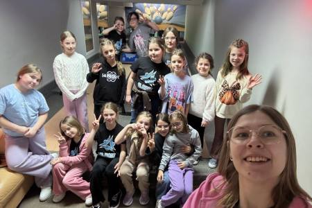 galeria.zdjec_.zimowiska.dla_.dzieci.nad_.jeziorem.2026.bialy_88