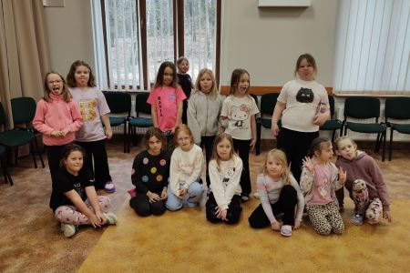 galeria.zdjec_.zimowiska.dla_.dzieci.nad_.jeziorem.2026.bialy_95