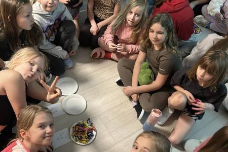 galeria.zdjec_.zimowiska.dla_.dzieci.w.gorach.2026_84