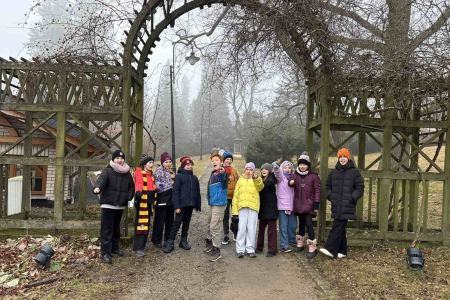 zimowiska-dla-dzieci-galeria-topaz-gory-zimowiska2026_25