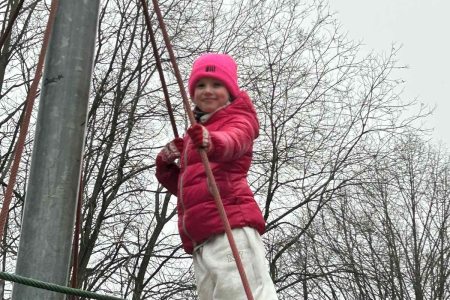 zimowiska-dla-dzieci-galeria-topaz-gory-zimowiska2026_38