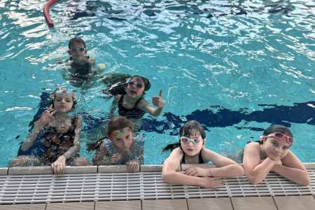 1_galeria.zdjec_.zimowiska.dla_.dzieci.nad_.jeziorem.2026_125