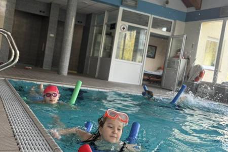 1_galeria.zdjec_.zimowiska.dla_.dzieci.nad_.jeziorem.2026_181