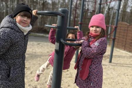 1_galeria.zdjec_.zimowiska.dla_.dzieci.nad_.jeziorem.2026_223