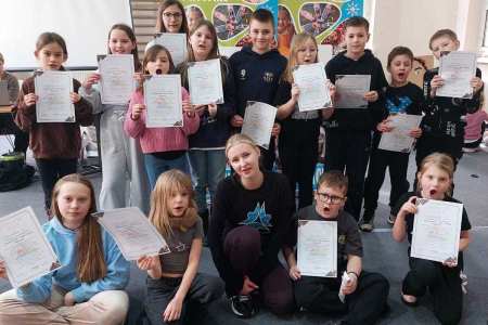 1_galeria.zdjec_.zimowiska.dla_.dzieci.nad_.jeziorem.2026_229