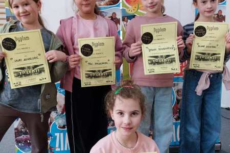 1_galeria.zdjec_.zimowiska.dla_.dzieci.nad_.jeziorem.2026_238