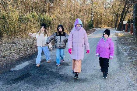 1_galeria.zdjec_.zimowiska.dla_.dzieci.nad_.jeziorem.2026_248