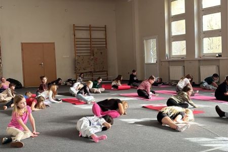 1_galeria.zdjec_.zimowiska.dla_.dzieci.nad_.jeziorem.2026_72