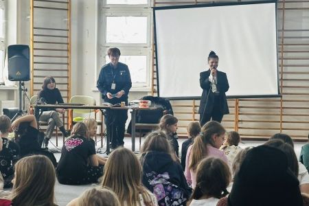 galeria.zdjec_.zimowiska.dla_.dzieci.nad_.jeziorem.2026_132