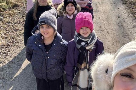 galeria.zdjec_.zimowiska.dla_.dzieci.nad_.jeziorem.2026_175