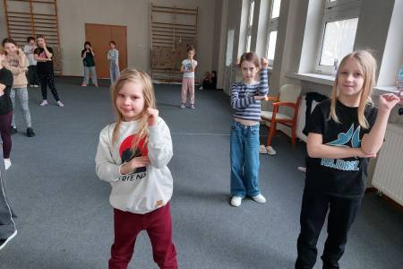 galeria.zdjec_.zimowiska.dla_.dzieci.nad_.jeziorem.2026_212