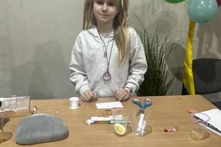 galeria.zdjec_.zimowiska.dla_.dzieci.nad_.jeziorem.2026_227