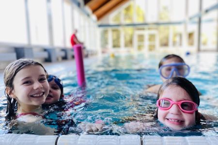 galeria.zdjec_.zimowiska.dla_.dzieci.nad_.jeziorem.2026_247