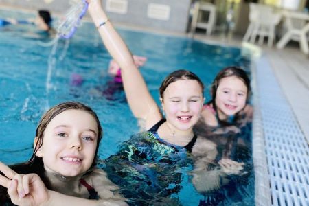 galeria.zdjec_.zimowiska.dla_.dzieci.nad_.jeziorem.2026_251