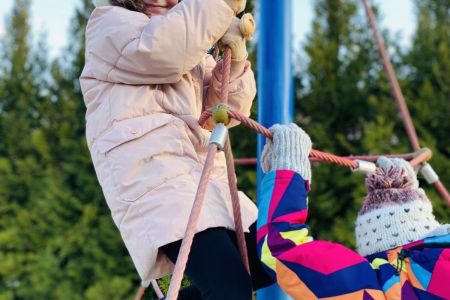 galeria.zdjec_.zimowiska.dla_.dzieci.nad_.jeziorem.2026_270