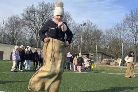 galeria.zdjec_.zimowiska.dla_.dzieci.nad_.jeziorem.2026_51