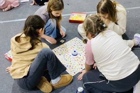 galeria.zdjec_.zimowiska.dla_.dzieci.w.gorach.2026.lezeczki.jezioro_158