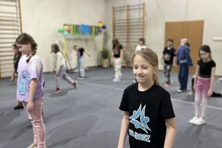 galeria.zdjec_.zimowiska.dla_.dzieci.w.gorach.2026.lezeczki.jezioro_202