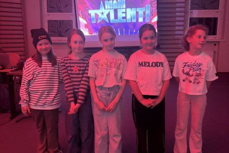 galeria.zdjec_.zimowiska.dla_.dzieci.w.gorach.2026.lezeczki.jezioro_212