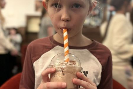 galeria.zdjec_.zimowiska.dla_.dzieci.w.gorach.2026.lezeczki.jezioro_222