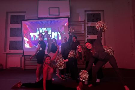 galeria.zdjec_.zimowiska.dla_.dzieci.w.gorach.2026.lezeczki.jezioro_242