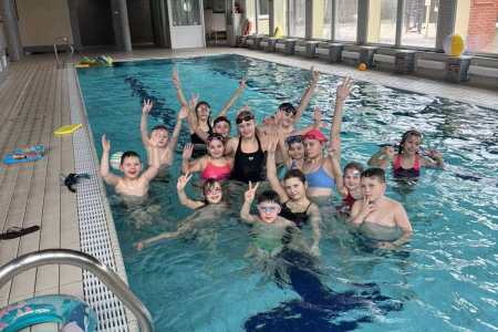 galeria.zdjec_.zimowiska.dla_.dzieci.w.gorach.2026.lezeczki.jezioro_83