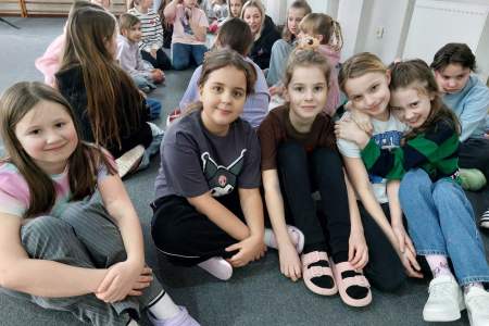 galeria.zdjec_.zimowiska.dla_.dzieci.w.gorach.2026.lezeczki_41